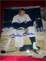 8X10 PIC "NO CERT" - MICKEY MANTLE