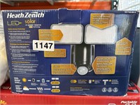 HEATH ZENITH SOLAR LED LIGHT RETAIL $120