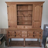 Amish China Hutch