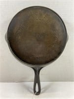 sidney holloware  (wagnerware) # 8 cast iron