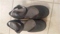 Sz 7.5 Sandals