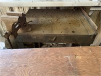 Table with vise