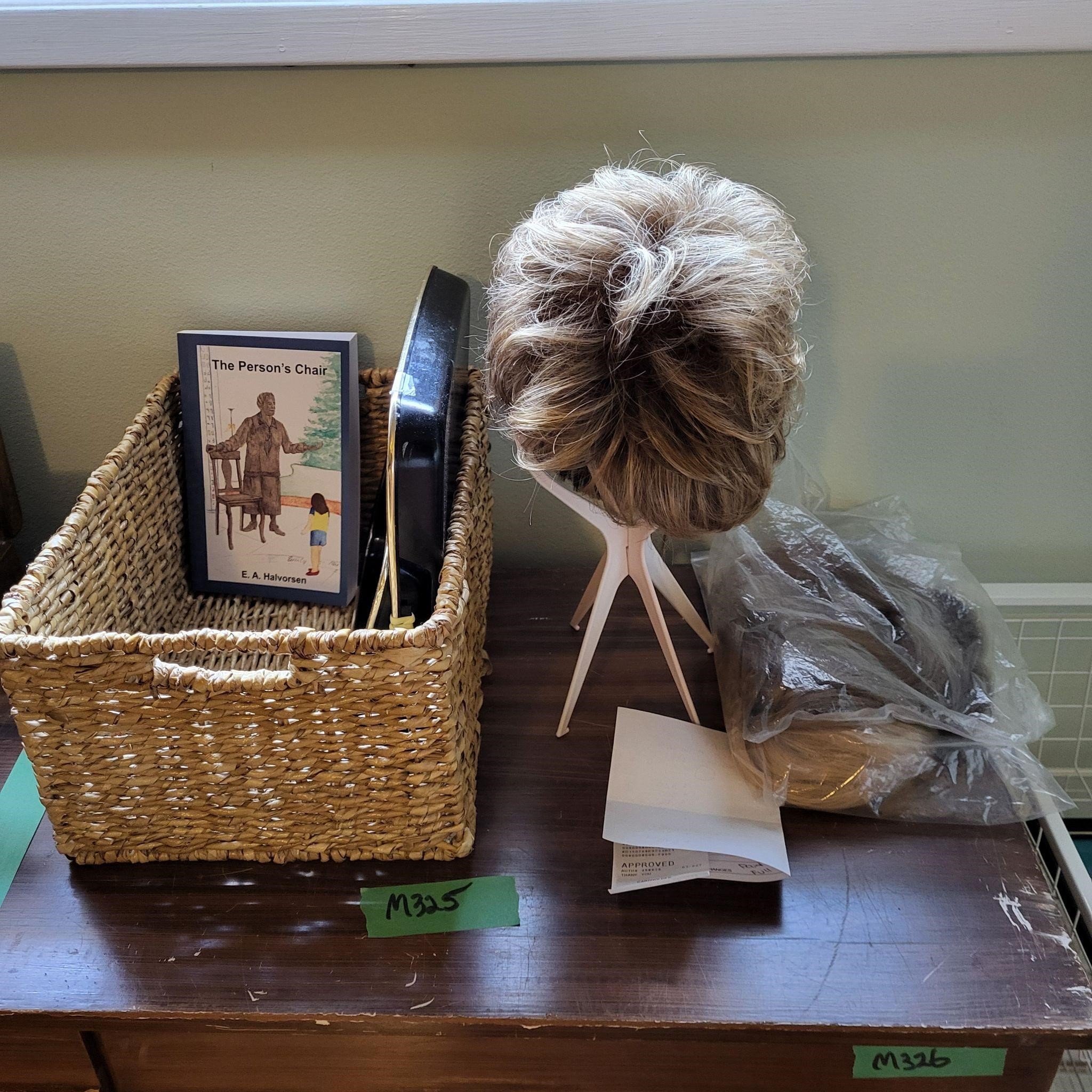 M325 Wig, hair pieces and basket