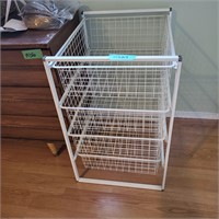 M326 Wire basket stand 1