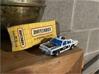matchbox MB16 ford police car PD 21