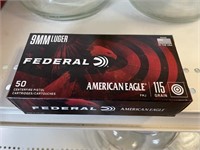 box of 50 Federal 9mm Luger centerfire pistol cart