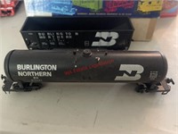 Burlington Norther 2 Car Train Set (hallway)