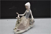 Lladro "Shepherdess With Dove" Porcelain Figurine