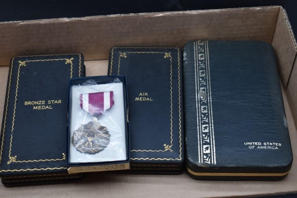4 Military Service Medals in Cases