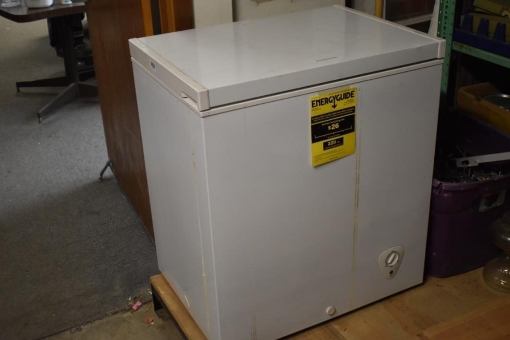 Frigidaire 5.1 cubic feet Chest Freezer