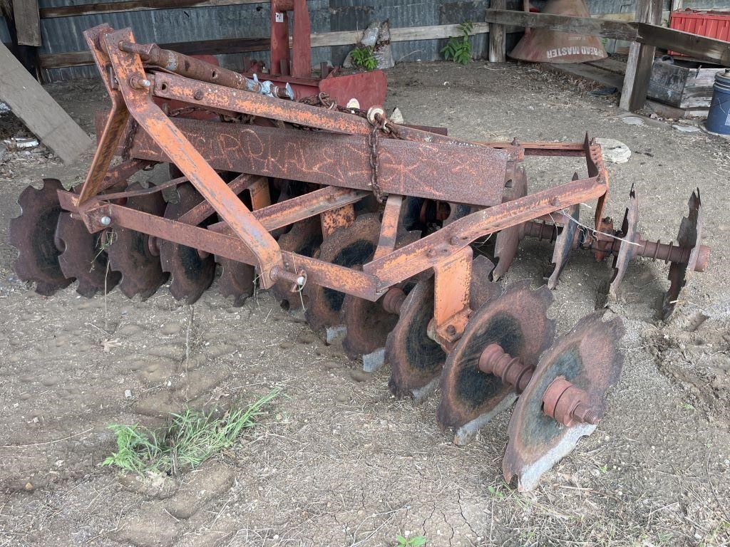 Disc Harrow Weighted w/ Length of RR Track 80in