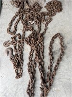 (2) Tow Chains