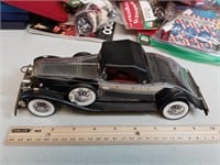 F4) Battery operated model car, untested