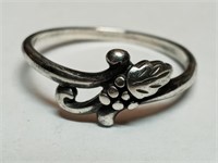 925 sterling silver ring size 8