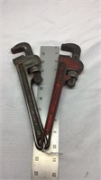 F13) PIPE WRENCHES 2 TOTAL