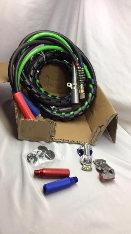 F7) BRAND NEW 3/8" HYDROLIC HOSES WITH ATTACHMENTS