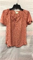 R4) WOMENS XS TOP, MAURICES BRAND
