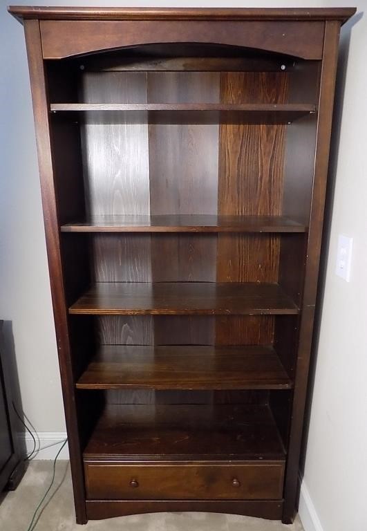 BOOKCASE (B)