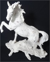 WHITE HORSE DCOR