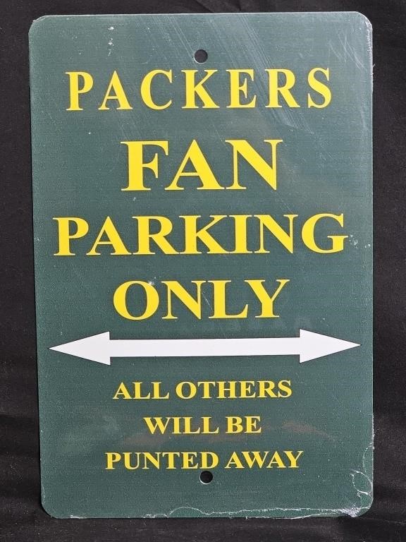 8" x 12" PACKERS FAN PARKING ONLY Metal sign