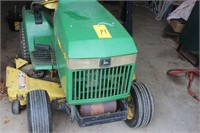 265 JD Garden tractor