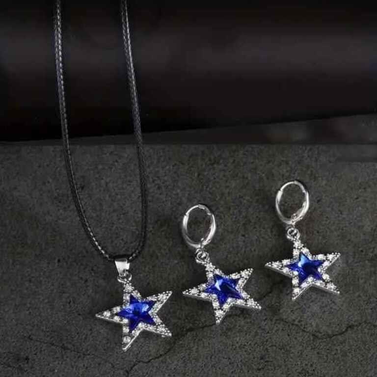 Dallas Cowboys Pendant Necklace and Earrings Set W