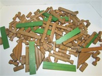 Box of Various Cabin Old Lincoln Logs