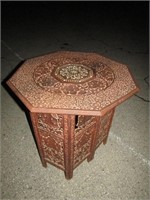 Beautiful Hand Carved Woodd, Collapsie End Table