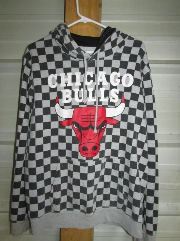 Chicago Bulls Checkered Sweatshirt