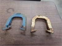 Gaming horse shoes