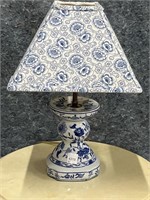 Small Side Table Lamp Blue / White with Patterned