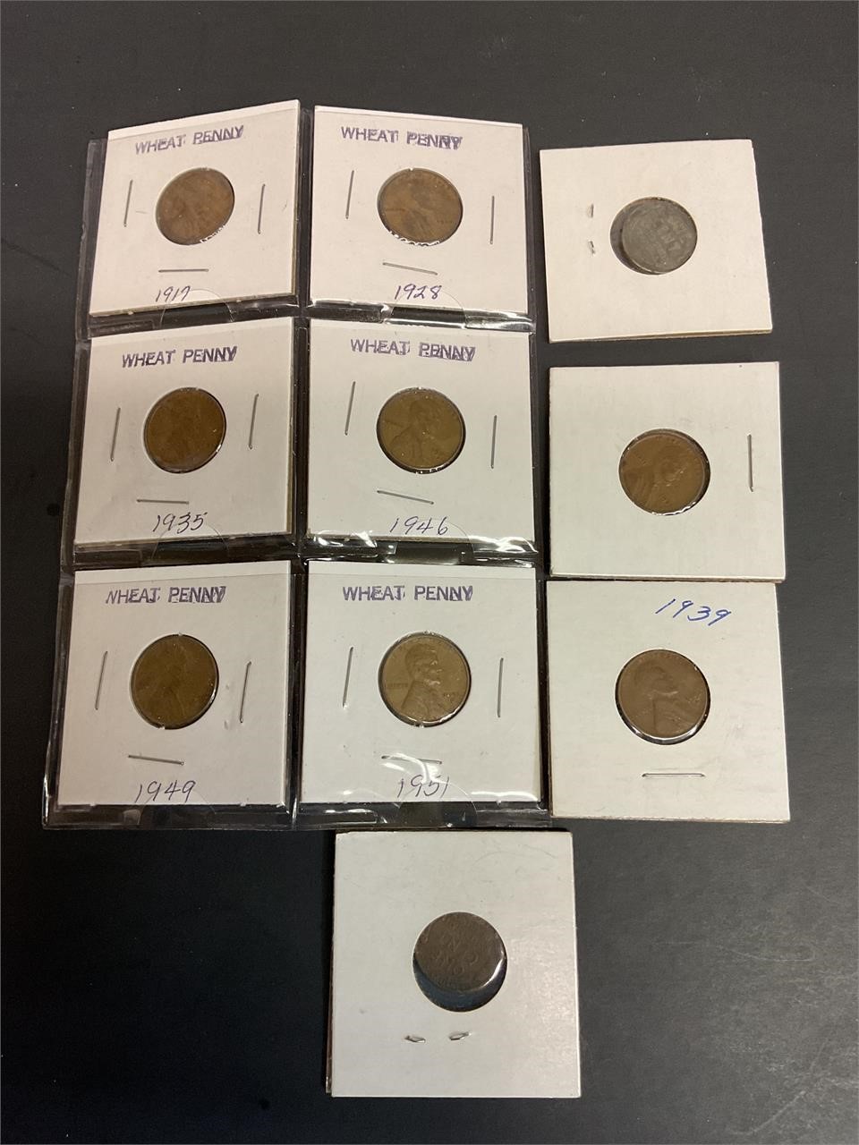 Assorted wheat pennies
