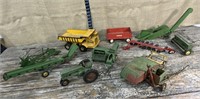 John Deere & International toy trucks/farm