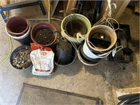 Lot of Gardening Pots, Clips &1 Bag of Fertilizer
