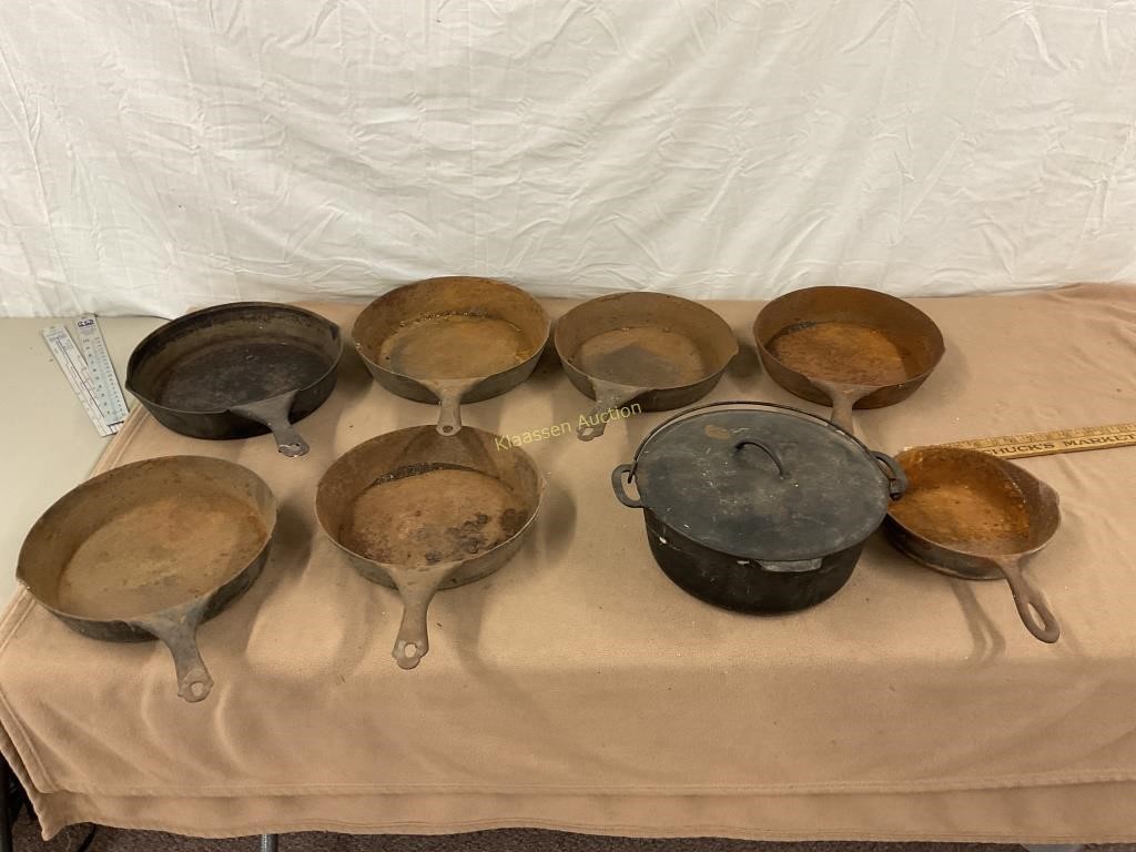 6 Vintage metal pans. Cast pot and pan