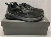 Sz 9-9.5 Men's Ecco Shoes - NEW $210