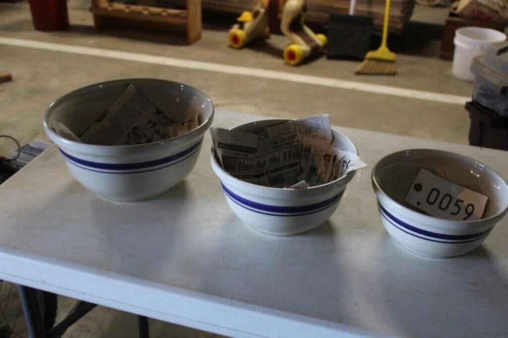 Pottery Bowl Set (3)