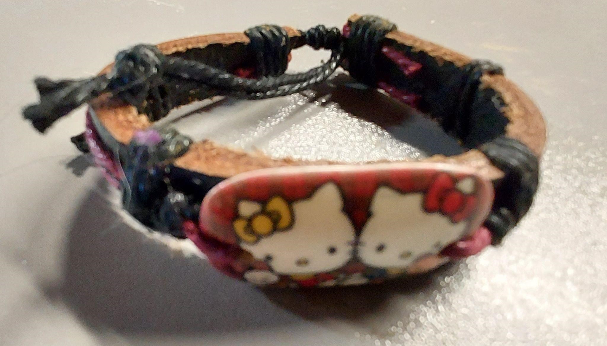 Woman's / Girl's Leather Bracelet  Hello Kitty