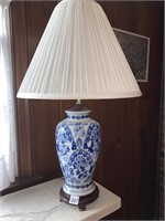 LAMP BLUE & WHITE 29" H