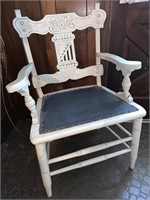 WOODEN CHAIR PAINTED NEEDS ATTENTION