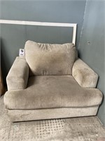 Large Oversized Living Room Chair