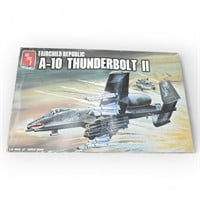 AMT Model Plastic A-10 Thunderbolt
