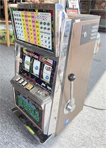 Mandi Gras Jewels Slot Machine