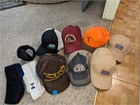 Men's Baseball Caps & More Lot  (Living Room)