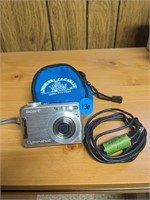 Sony Cybershot DSC-S700 digital camera with