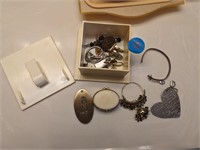 Jewelry / Cuff Links Mixed Lot   (Master Bedroom)