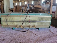 Vintage AMF AM-FM Deluxe Radio - Untested