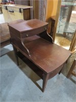 MAHOGANY 1 DR TIERED SIDE TABLE
