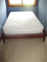 Full Size Bed--Frami in Light Mahogany