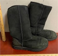 Ugg Boots-Size 9